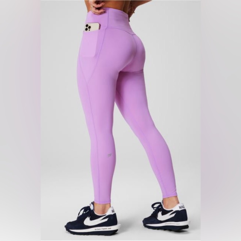 NWT- Fabletics PureLuxe High-Waisted Crossover 7/8 Leggings -CRYSTAL CAVE (24”) - Picture 9 of 12